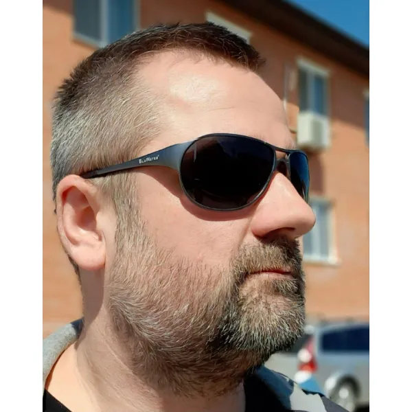 Окуляри поляризаційні BluWater Alumination-3 Gun Metal Polarized (gray) чорні в темній оправі