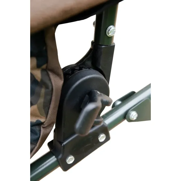 Крісло розкладне TRAMP ROYAL Camo TRF-071