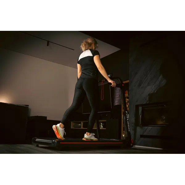 Бігова доріжка FitLogic T116