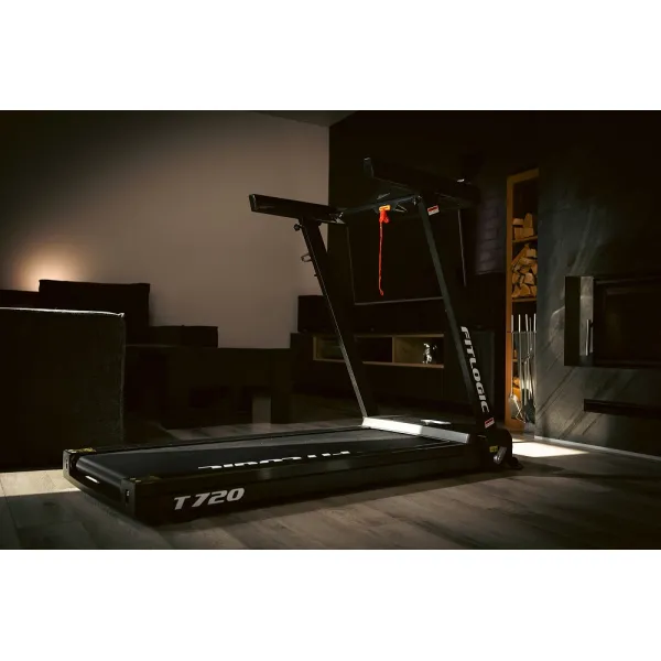 Бігова доріжка FitLogic T720