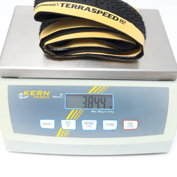 Покрышка бескамерная Continental Terra Speed ProTection 28