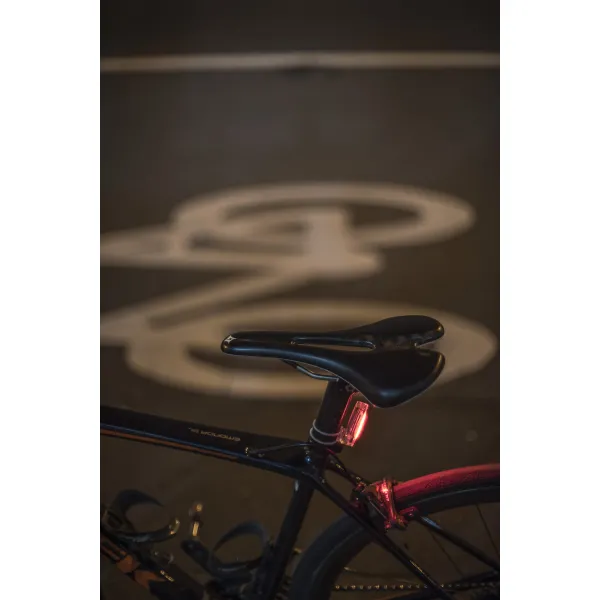 Мигалка задня Knog Plus Rear 20 Lumens Black