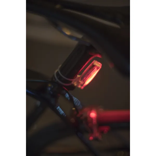 Мигалка задня Knog Plus Rear 20 Lumens Black