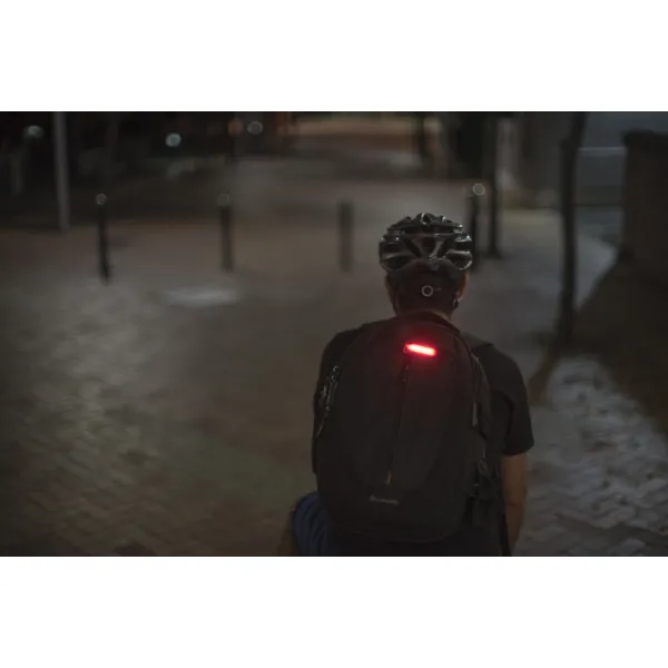 Мигалка задня Knog Plus Rear 20 Lumens Black